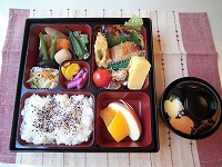 講師弁当写真